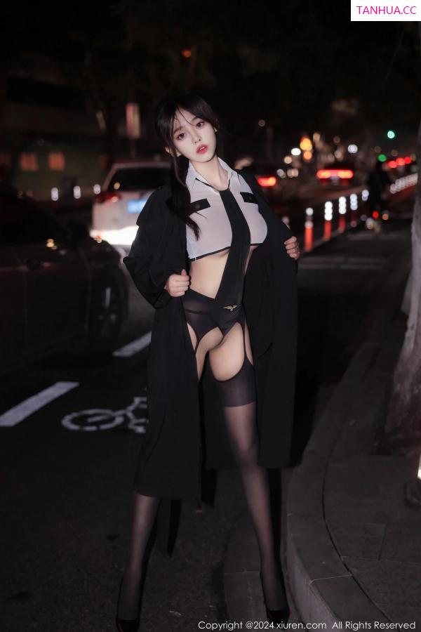   [XiuRen]高清写真图 2024.03.21 No.8265 王心悦 美腿黑丝第17张图片